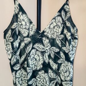 Olivaceous Black and Cream Textured Top